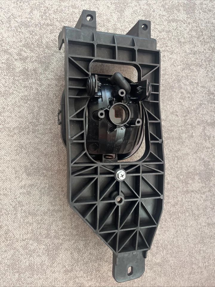 Левая противотуманная фара со стороны водителя для Ford FR541B000L 05-07 Ford F-250 F-350 Eagle Eye - Изображение 4 из 4