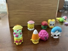 Lot of 6 Multicolored Food-Themed Mini Toy Figures Pretend Play Groceries