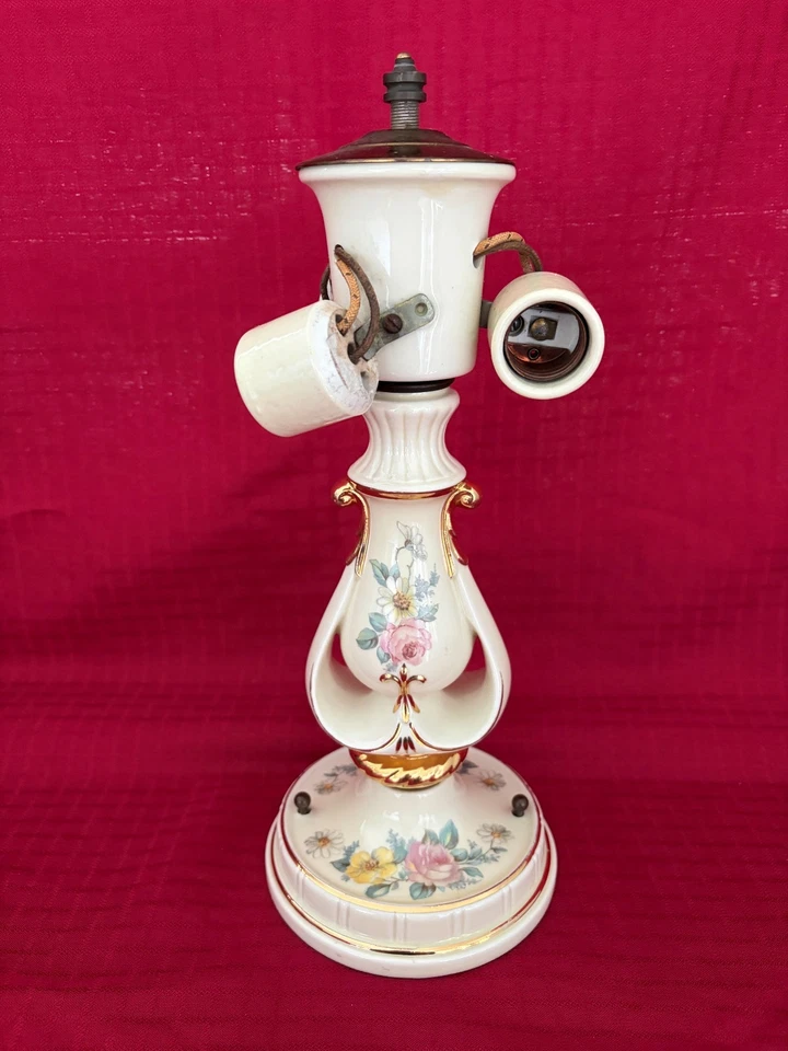 Harmony House Porcelain 3 Light Ceiling Light fixture Victorian **GORGEOUS** A++ - Image 2 of 4