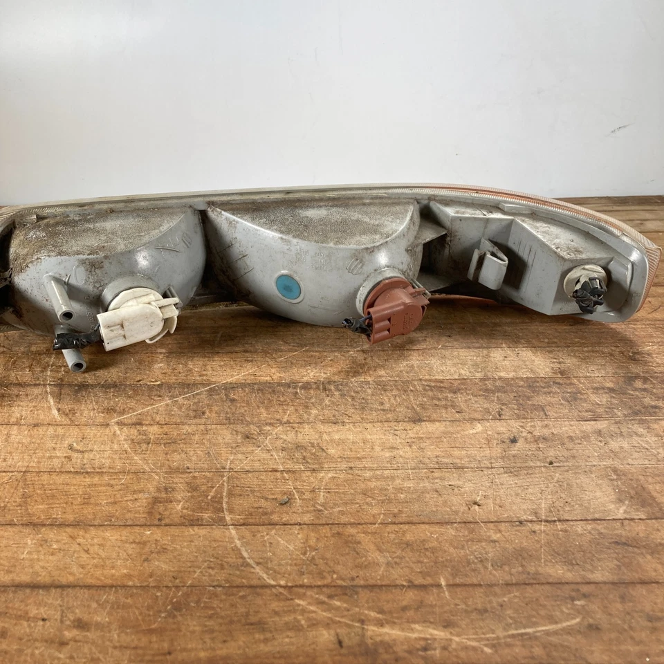 Chevrolet Tahoe 2000-2007 luz intermitente pasajero delantero derecho lámpara 16525194 Foto 4 de 4