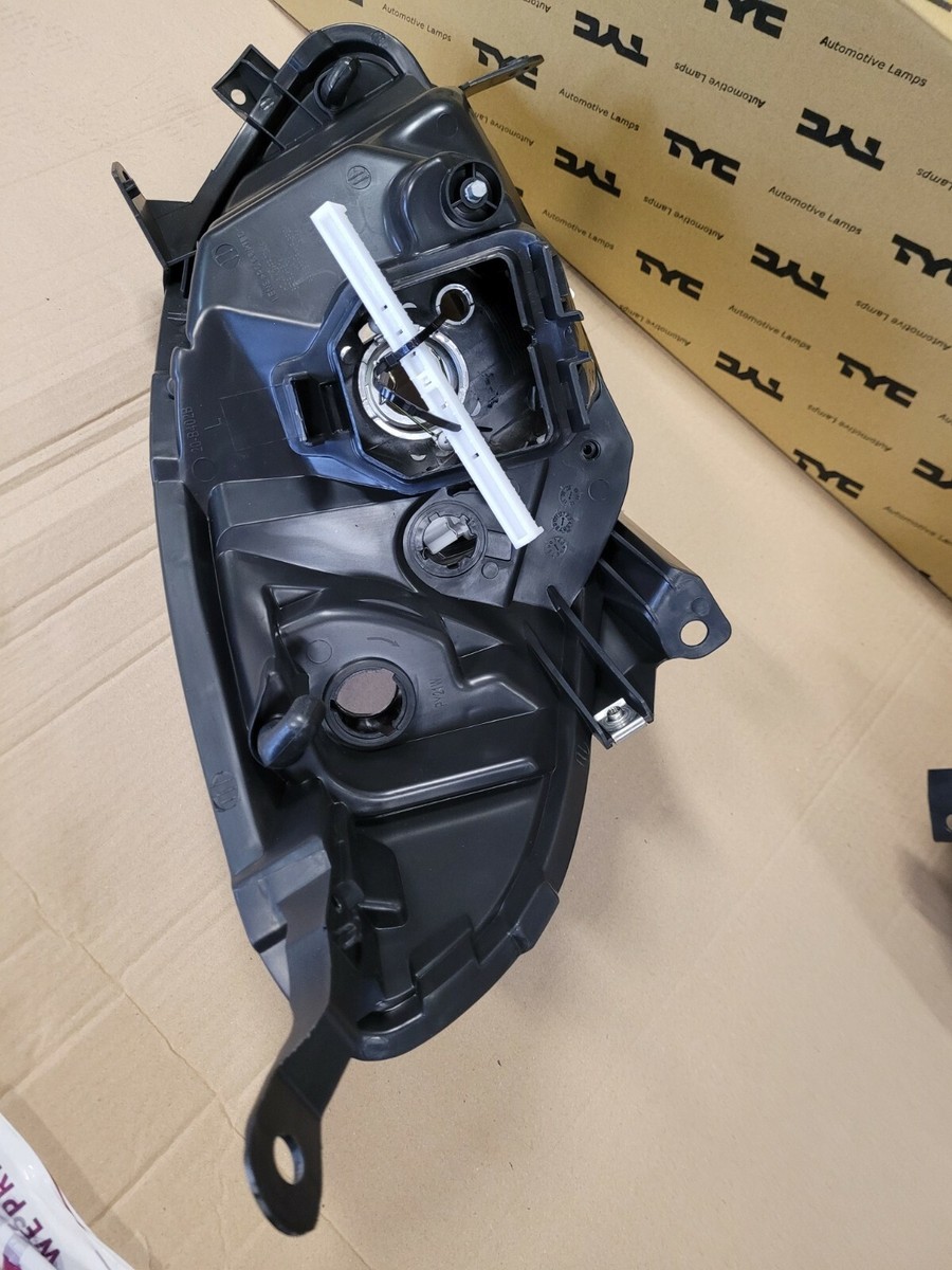 Phare Avant Droit Halogène H4 – Pour Renault Twingo II (2007–2012), Noir, Sans Moteur LWR