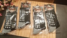4 Pair ZXOLDZX Men's Women's Grip Pad Soccer Socks Black OSFM