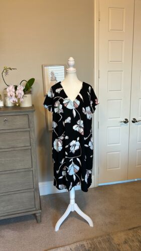 a new day: Black Floral Midi Short Sleeve Shift Dress, Size XXL (NWT)