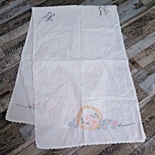 VTG Embroidered Table Runner Floral Basket Butterfly Spring Cottage Farmhouse