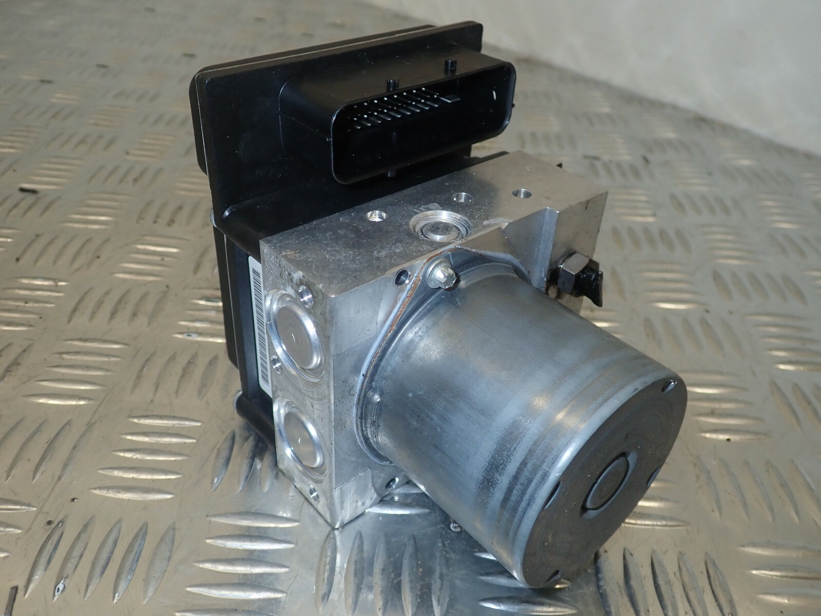 BMW X3 Series E83 ABS DXC Hydro BRAKING Unit Pump 3414388 3414389  