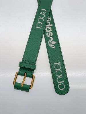 【新品未使用】GUCCI グリーンレザーベルト 702277 U4DBT GUCCI グッチ 702277 U4DBT 3739 ADIDAS アディダス ロゴ