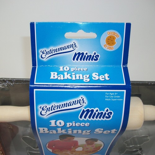 Entenmann’s Minis 10 Piece Baking Set Kid Size Cookie Cutters Rolling Pin Pan - Picture 2 of 18