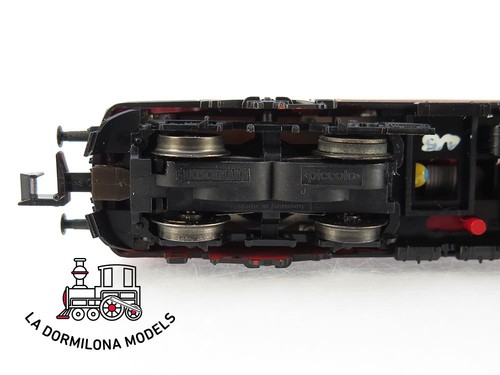 MG1042 Escala N FLEISCHMANN 7367 Elektrolokomotive reihe 1043 008-0 der ÖBB - OV - Imagen 19 de 21