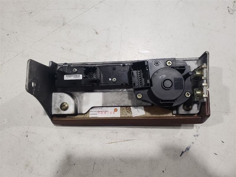 Maserati Quattroporte 2007 Door switch panel P/N 9408064