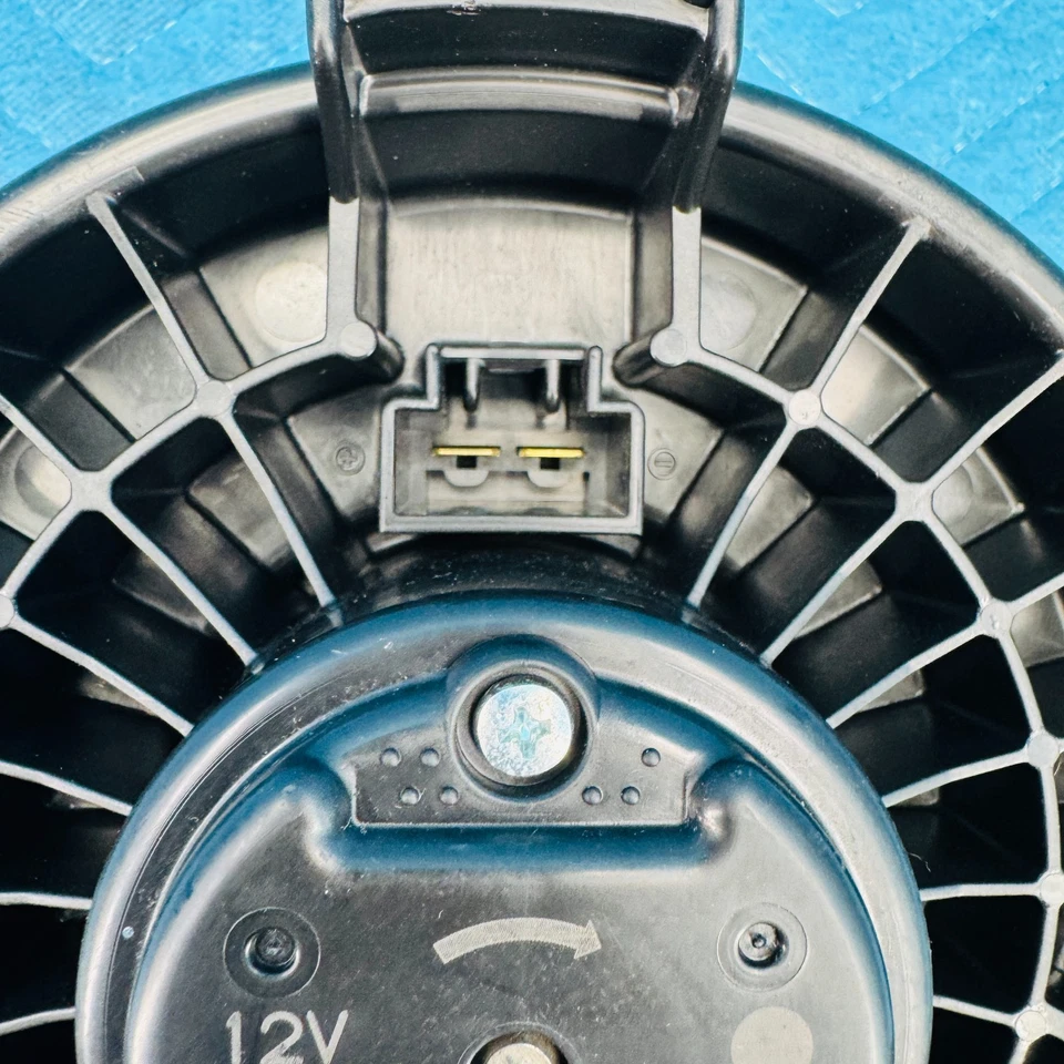 2011–2019 Infiniti M37 M56 Q70 Blower Motor Fan OEM — 第 3/4 张图片