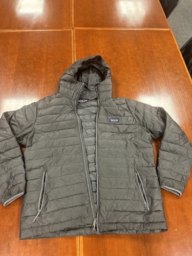 Patagonia down Hooded Jacket - Picture 8 of 11