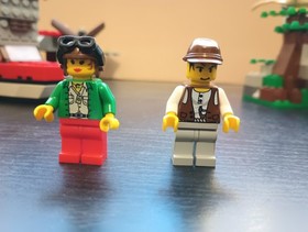 LEGO Adventurers: Island Hopper (5935) & Research Glider (5921) Read Details