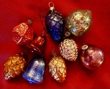 Lot Of 9 Vintage Antique Feather Tree Tiny Glass Christmas Ornaments