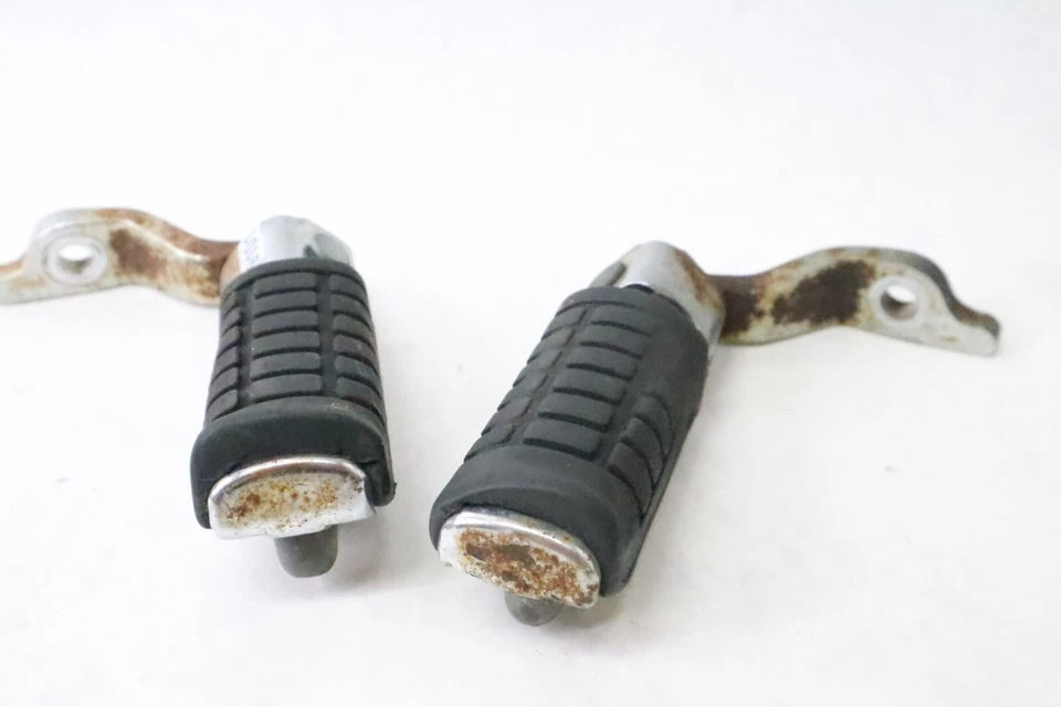 1983 Honda CX 650 C Right Front Foot Peg 50610-ME8-000 - Image 4 of 4