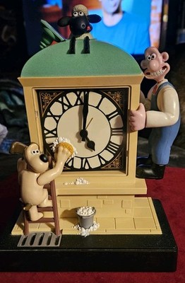 1998 Wesco Wallace & Gromit Musical Alarm Clock - Time, Lights, & Sound Works