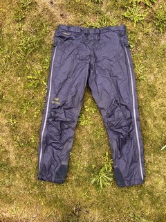 Arcteryx Regenhose gebraucht in Xl alt Upcycling möglich?