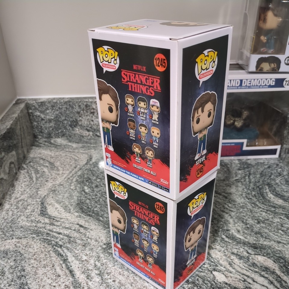 Figurine Steve Et Demodog / Stranger Things / Funko Pop Movie Moments 728