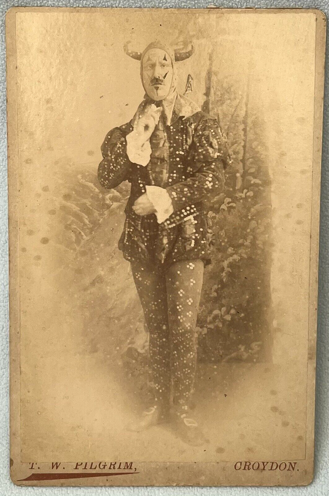 CARD MAN DRESS AS DEVIL WITH HORNS COSTUME BY PILGRIM OF