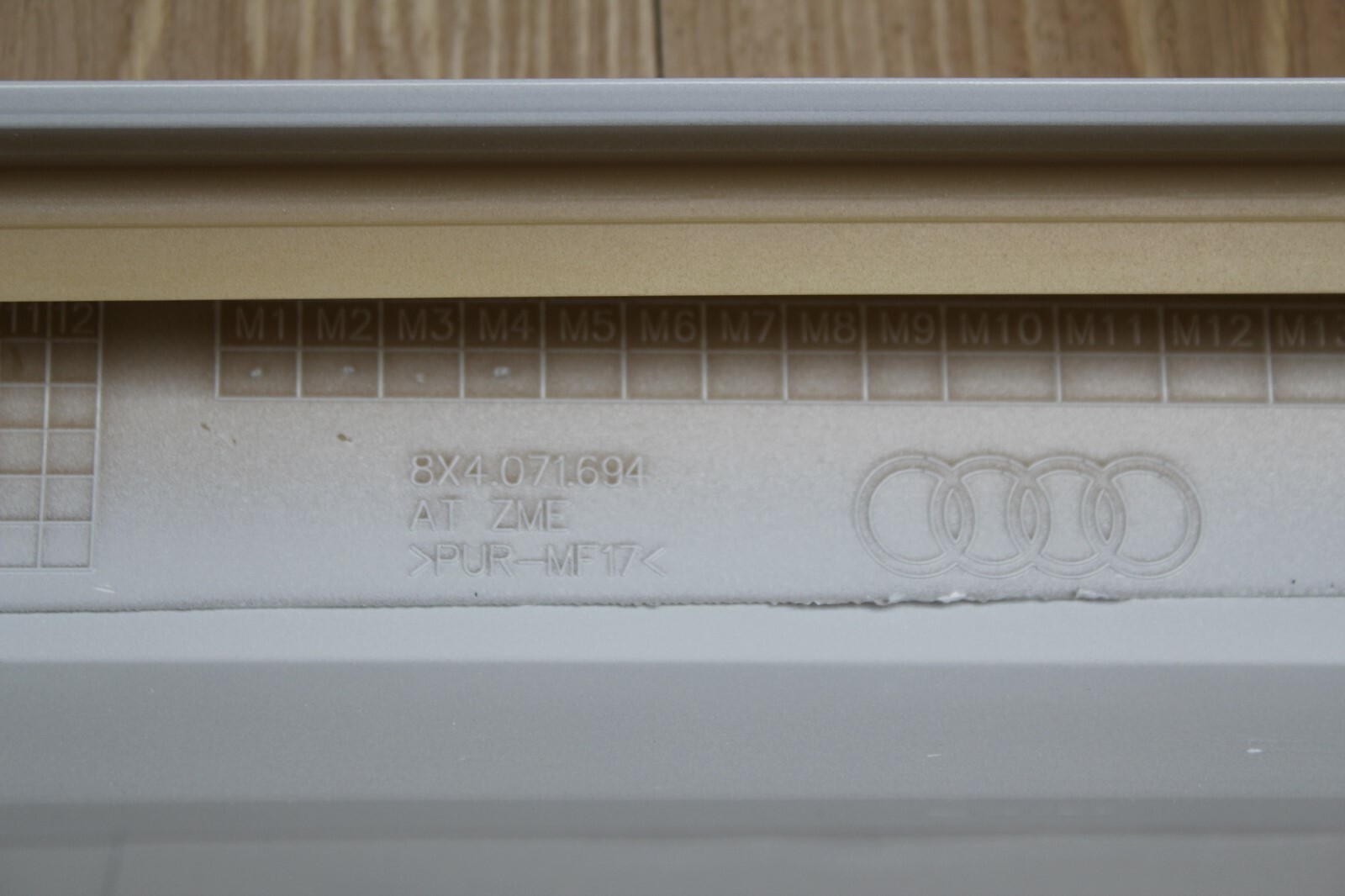 Audi Lack Spraydosen Set - LS9R Gletscherweiss Perleffekt, 3x 400ml Mit Grundlack+Basislack+Klarlack