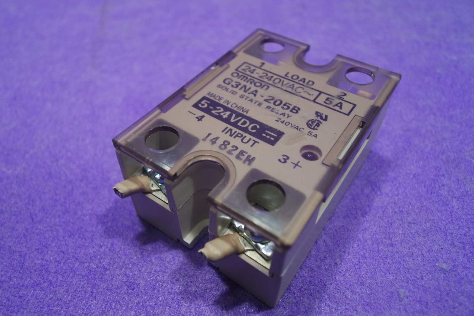 OMRON G3NA-205B SOLID STATE RELAY 24-240VAC 5A 5-24VDC ASSEMBLY, USED