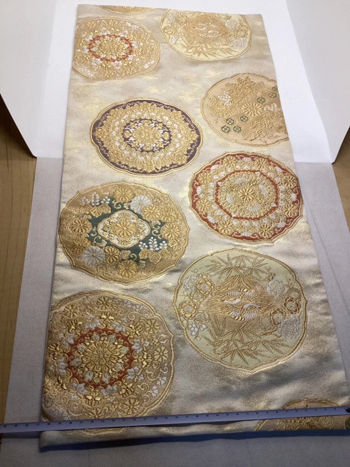 Tapiz hecho de faja única, seda, Nishijin, Kioto, Foto 4 de 4