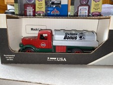 Ertl Amoco mack LJ gas Truck Diecast Made In USA
