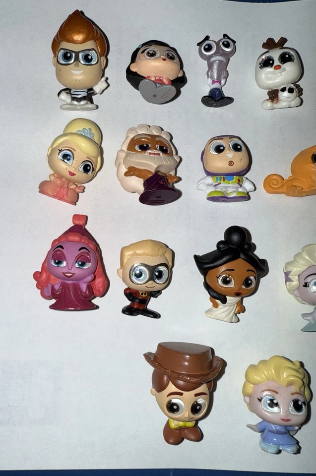 Lote De 22 Disney Doorables Lote Mixto De Personajes Temporada 7, 4, Otros(?) Foto 3 de 3