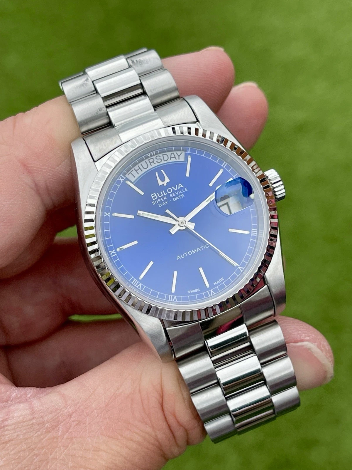 Bulova Day-Date Super Seveille P9 Automatic Blue Dial Steel vintage 36mm watch
Opens in a new window