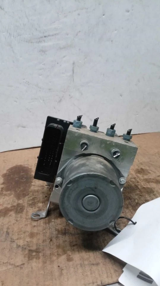 Anti-Lock Brake Part Assembly AWD 28iX Fits 12-15 BMW X1 465301 - Изображение 2 из 4