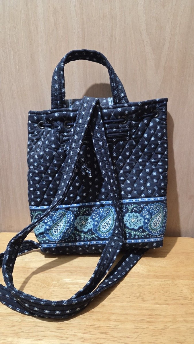 Vintage Vera Bradley Seaport Navy Blue Quilted Drawstring Bucket Bag Backpack Vtg Vera Bradley Backpack Retired Seaport Navy Mimi Paisley  main image 2