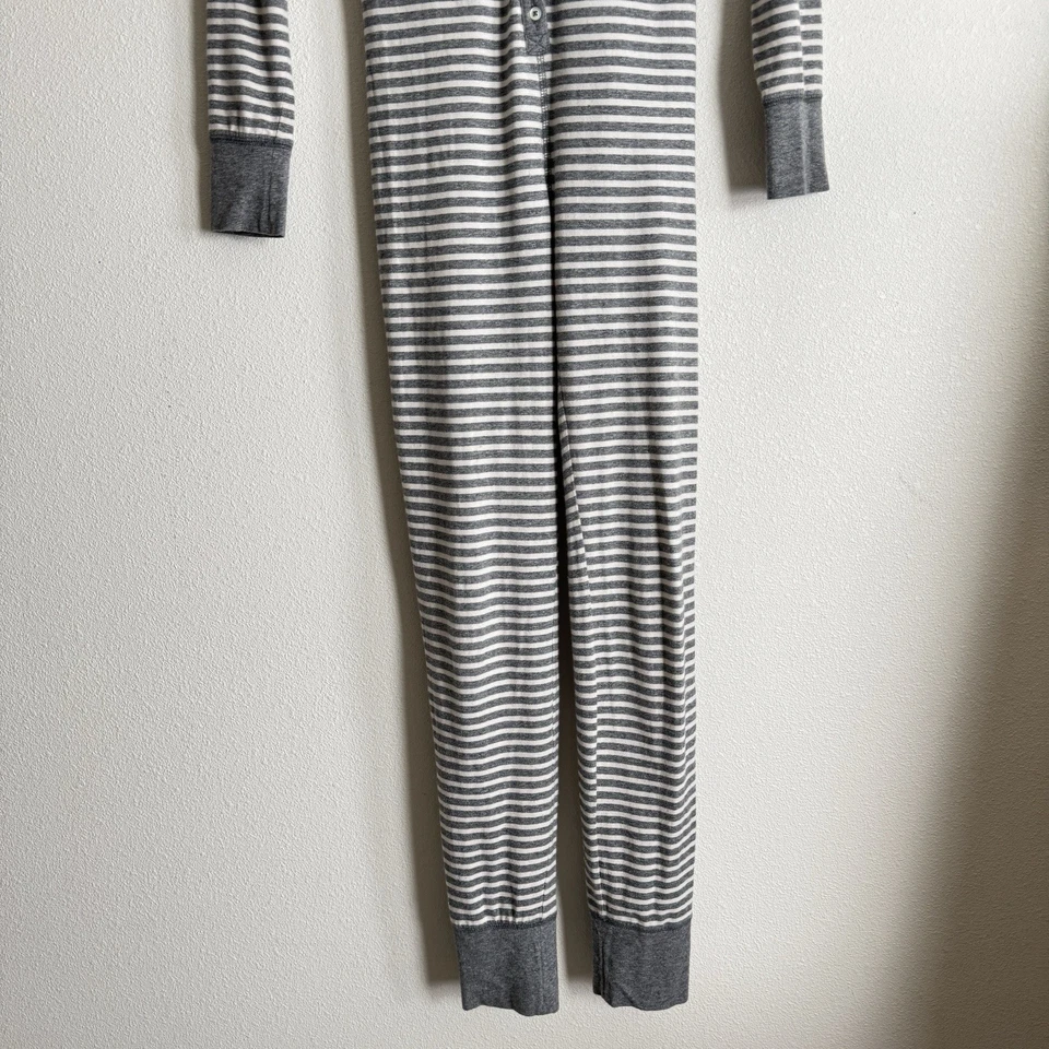 Pijama largo John J Crew para mujer XS gris a rayas de una pieza mameluco de salón de algodón Foto 3 de 4