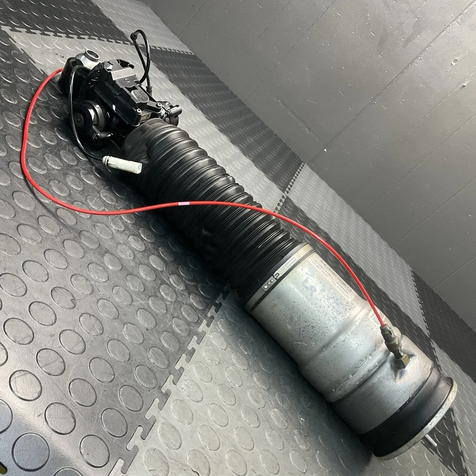 2013-2015 BMW 750i Rear Left Driver Side Air Suspension Shock Absorber OEM - Image 4 of 4