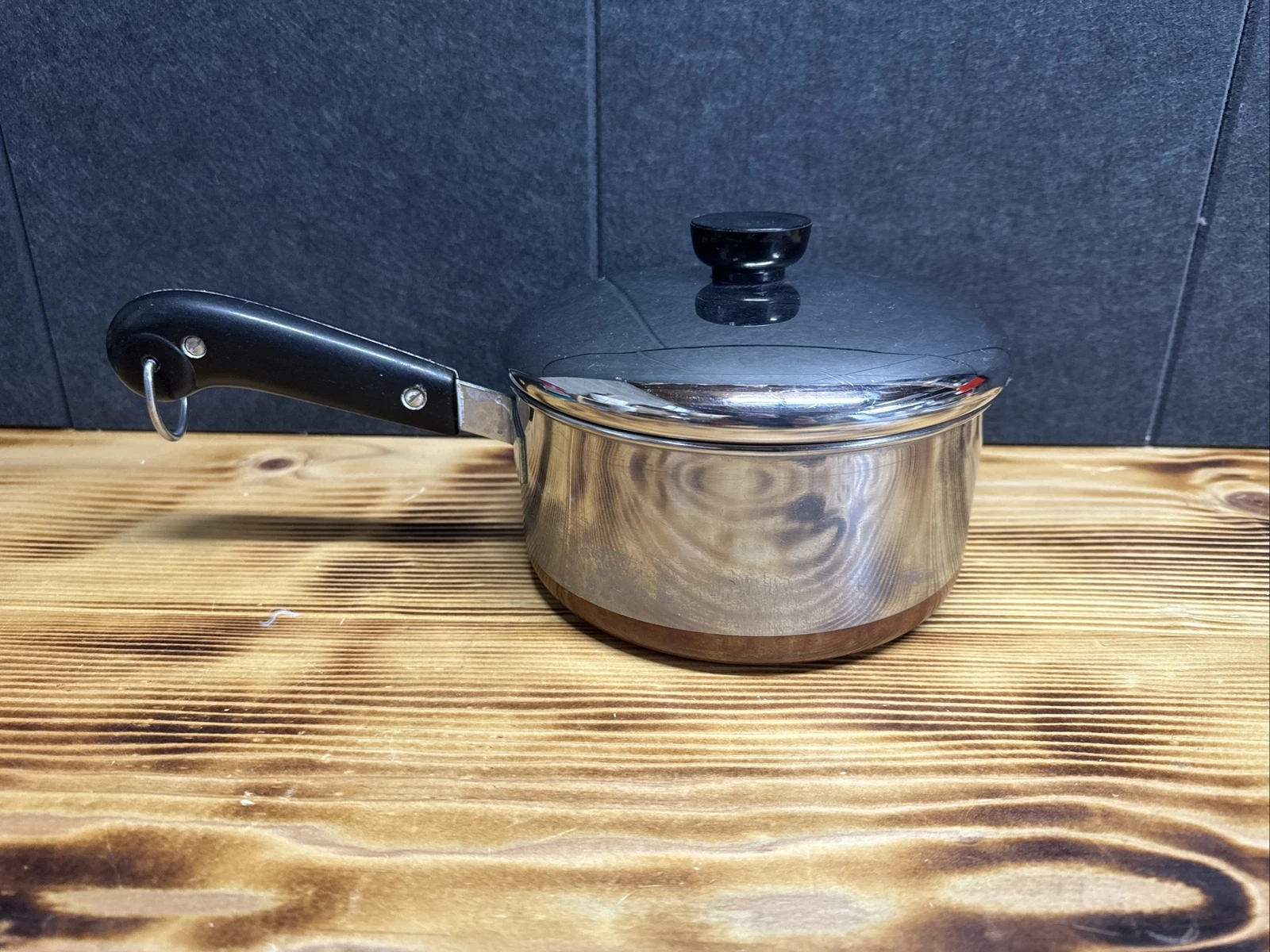 Revere Ware Pre-1968 Double Circle Copper Bottom 2 quart saucepan with lid