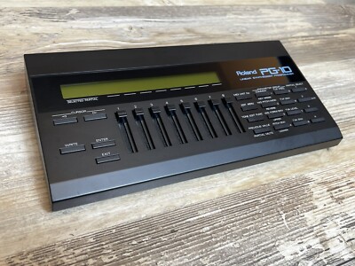 Roland PG-10 Synthesizer Programmer AC Adaptor Owners Manual Real