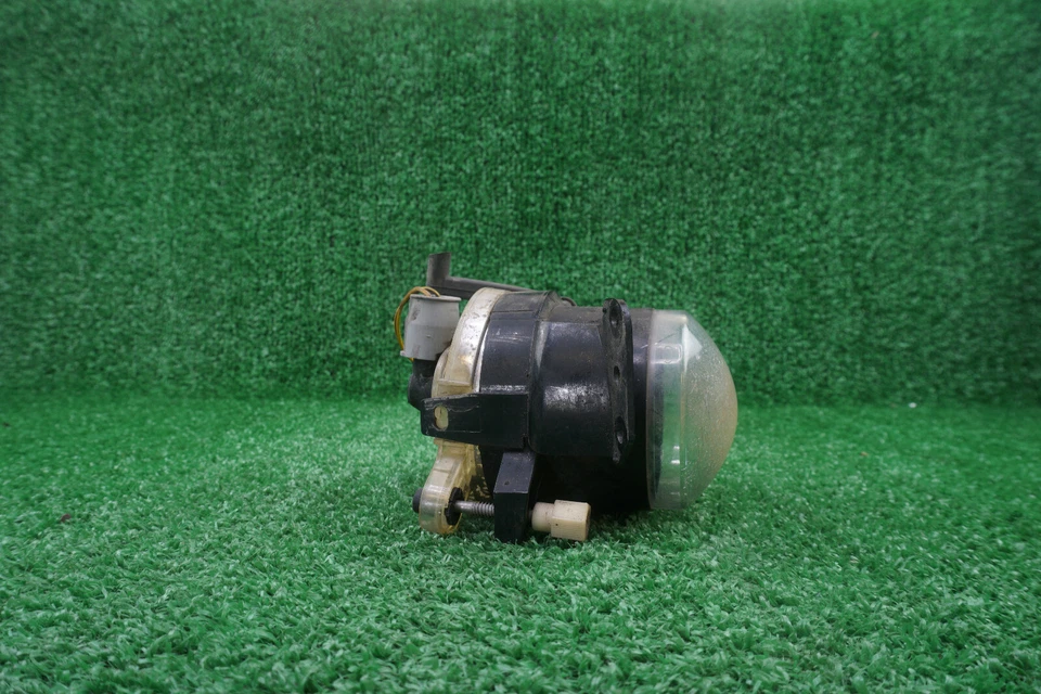 2006 2007 2008 2009 2010 BMW 525i правой пассажирской стороне противотуманные фары OEM - Изображение 4 из 4