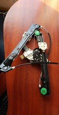 BMW 1-SERIES E87 OFFSIDE RIGHT FRONT WINDOW REGULATOR WITH MOTOR 7138466 7067796