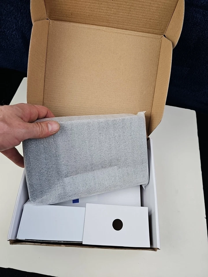 Spinido 3.5 Inch SATA to USB 3.0 External Hard Drive Enclosure BLACK NEW - Image 4 of 4