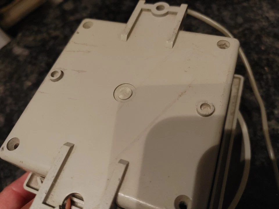 WHEELOCK TB-593 TELBELL PATENTE NO. 4970490 FCC NO. AB998X-10293-RG-N 3395 - Imagen 4 de 4