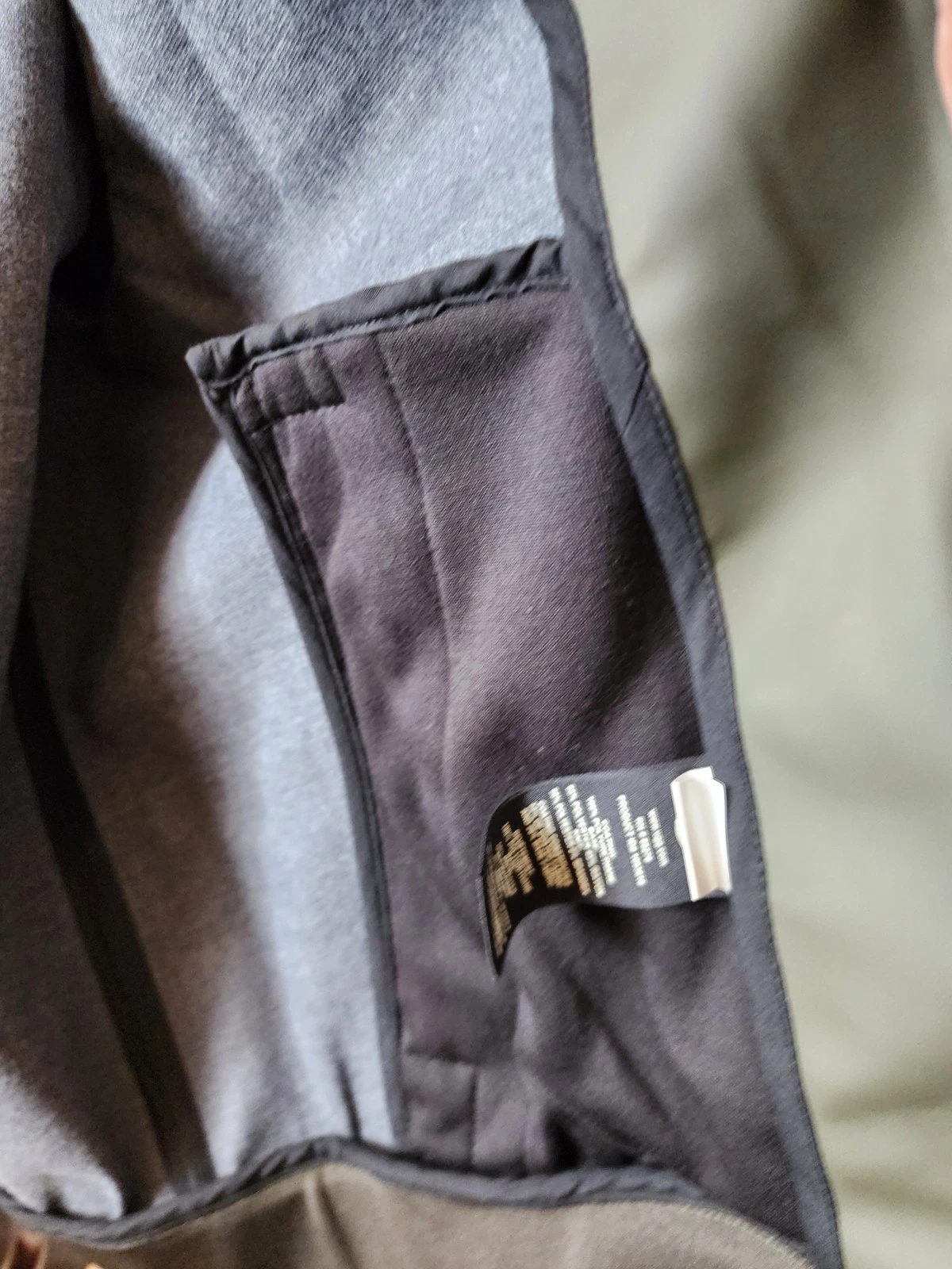 UGG Men's DIEGO RUBBERIZED HOODIE Olive Size Med NWT MSRP $225 - product detail image 7