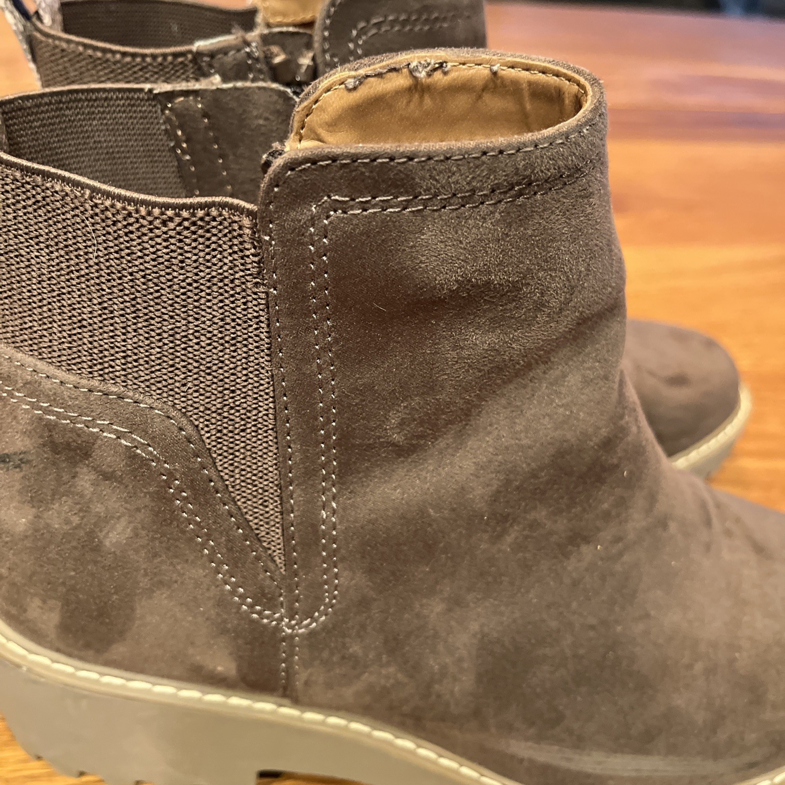 universal thread wedge boots 10 - image 2