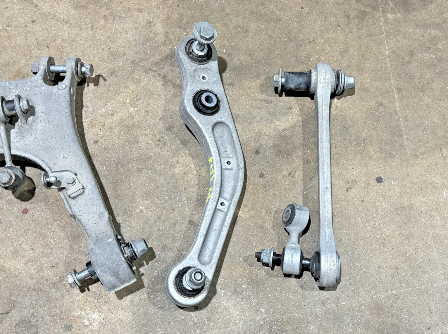 06-12 Bentley Continental Flying Spur Rear Right Upper Lower Control Arm PO43