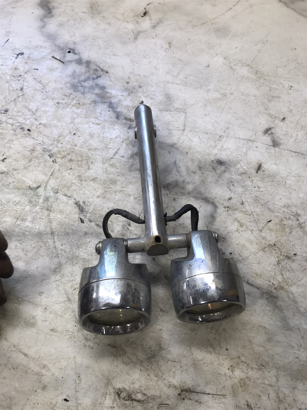 00 BMW R1200 R 1200 C R1200C front auxiliary fog lights