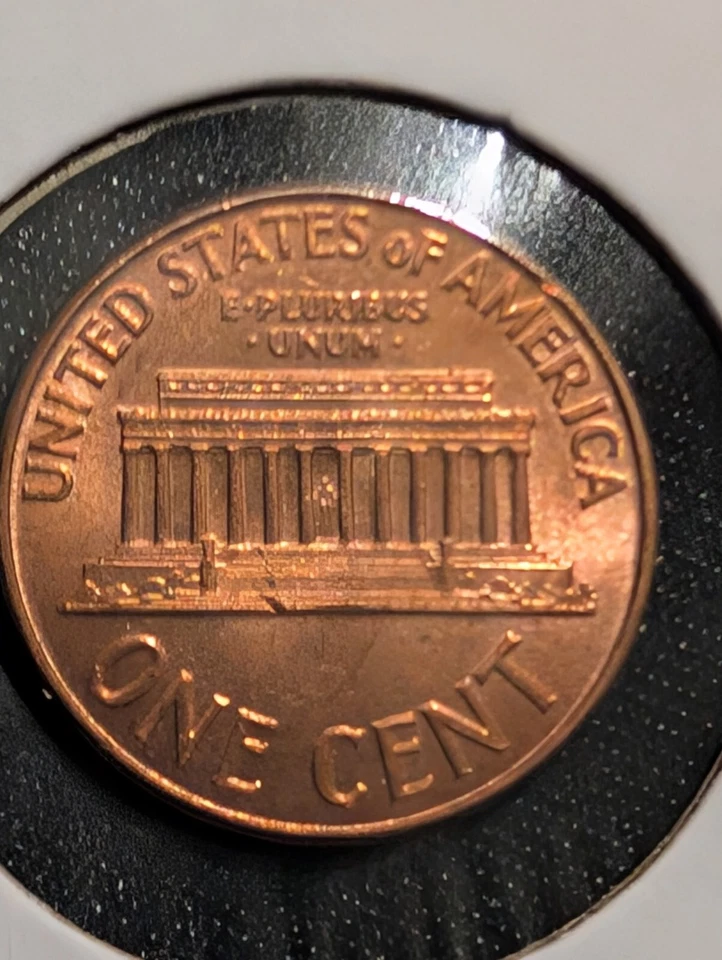 Very Rare 1960 RD BU Wheat Cent With L On The Rim Error - Image 2 of 2