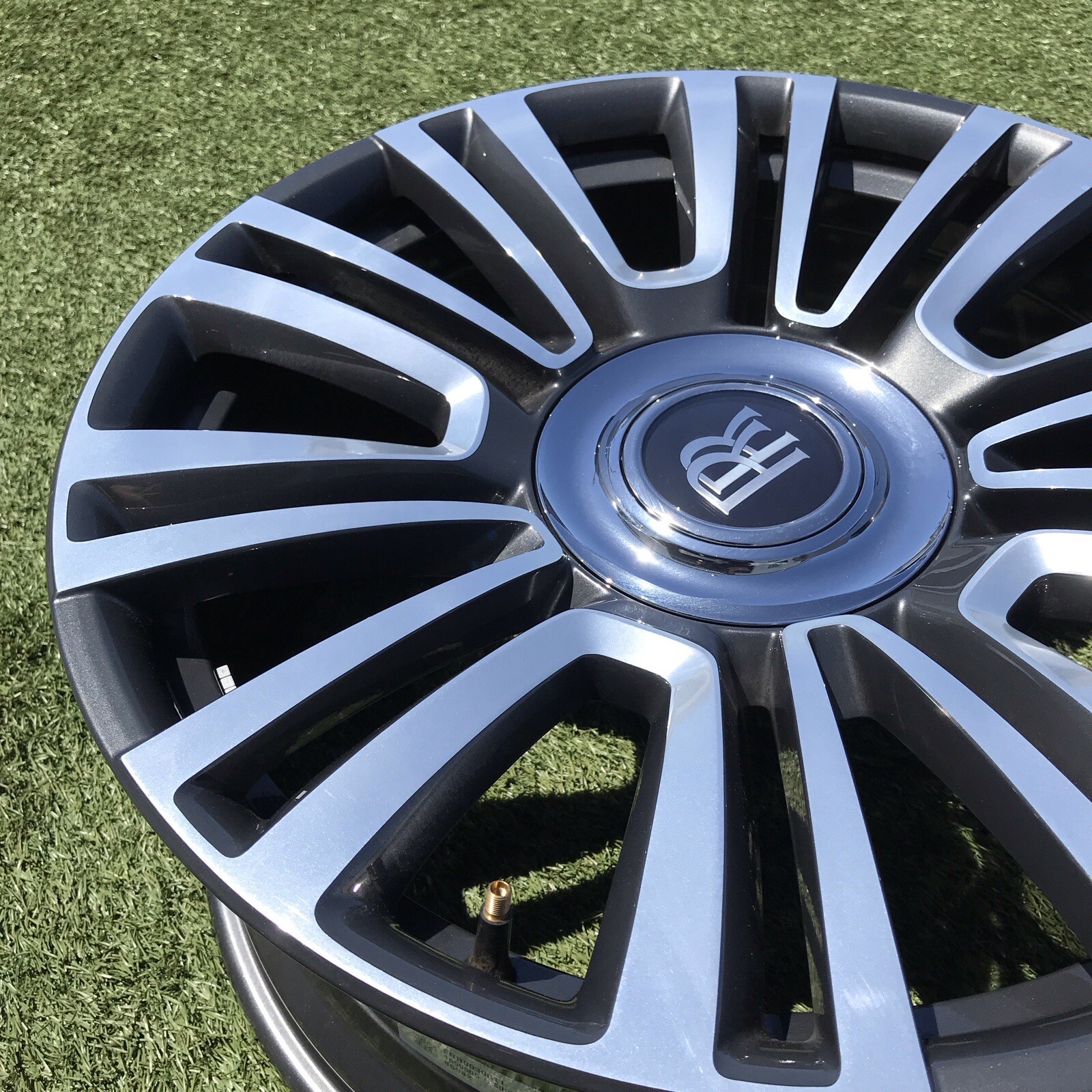 21 ROLLS ROYCE RIMS OEM STOCK GHOST TWO TONE GREY POLISHED PERFECT SET 2024