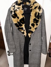 Guess Women's Faux Fur Trim Coat Black Size Medium