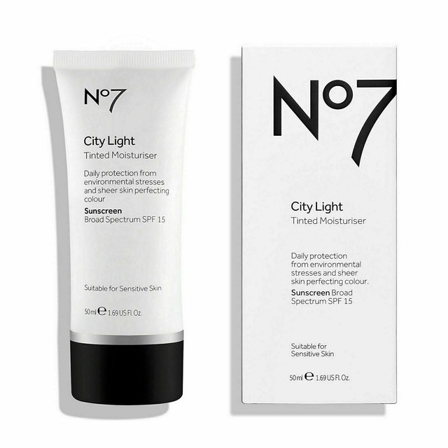 boots tinted moisturiser no 7