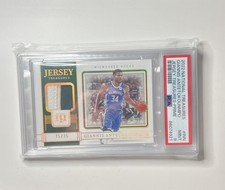 2022-23 National Treasures Jersey Treasures Giannis Antetokounmpo /25 PSA 9