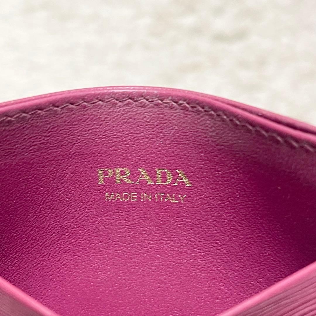 Prada Vitello Move Leather Card Case Pink Women’s Business Card Passholder thumbnail 8