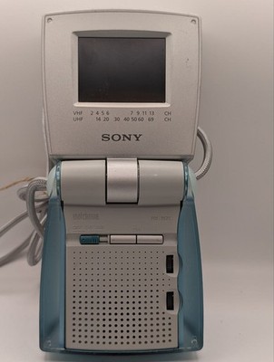 Sony Watchman FDL-252T Portable B&W Analog TV Clamshell Retro