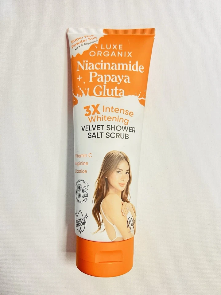 Exfoliante de sal de ducha de terciopelo con gluta de papaya niacinamida ORGANIX 3x blanqueador Foto 2 de 3